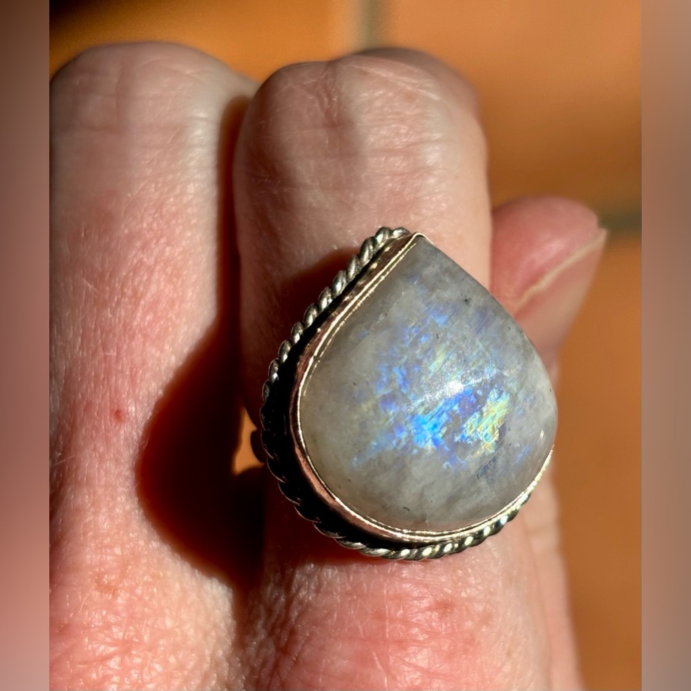 Rainbow Moonstone Crystal Statement Ring โ 925 Sterling Silver โ Size 8